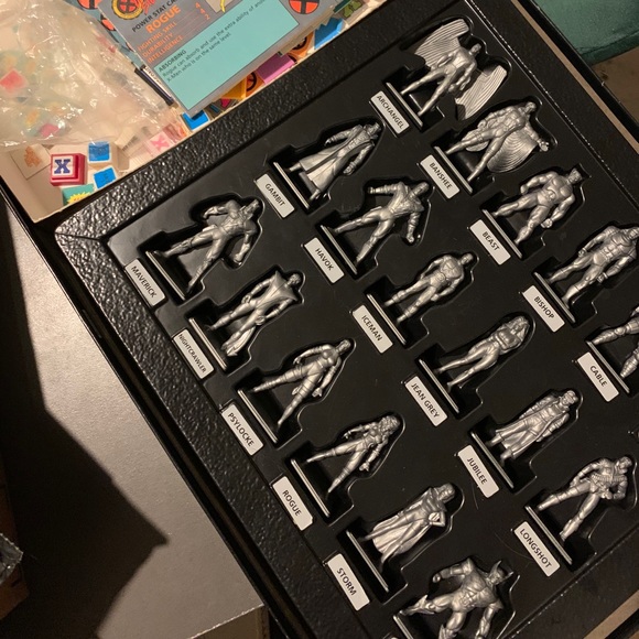 Vintage X-Men Under Siege Board Game. Marvel 1994 - Picture 2 of 9